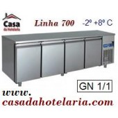 Bancada Refrigerada Ventilada em Aço Inoxidável de 4 Portas GN 1/1 da Linha 700, -2º +8º C (transporte incluído) - Refª 100336